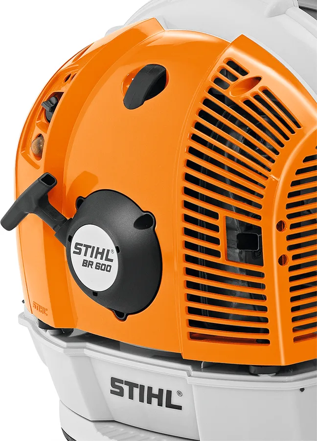 Soprador costal STIHL BR 600 vendida pela Sartori Máquinas em Uruguaiana
